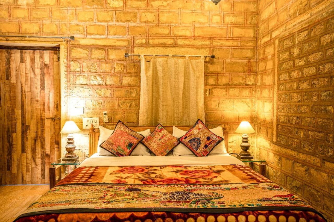 Hotel The Silk Route ジャイサルメール エクステリア 写真