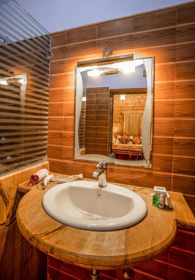 Hotel The Silk Route ジャイサルメール エクステリア 写真