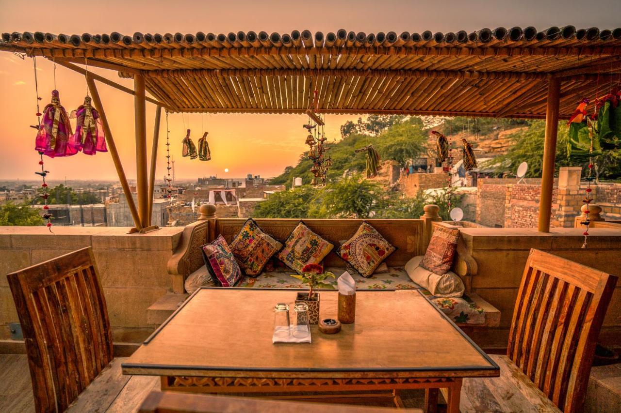 Hotel The Silk Route ジャイサルメール エクステリア 写真
